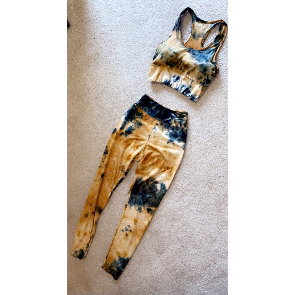 Two piece set
